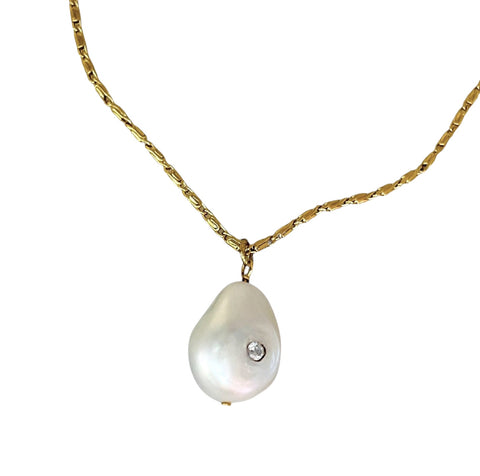 The Darcy Necklace