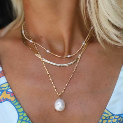 Thin Gold Herringbone Choker // Necklace